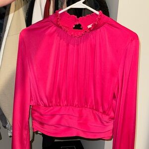 Crop cuffed sleeve top